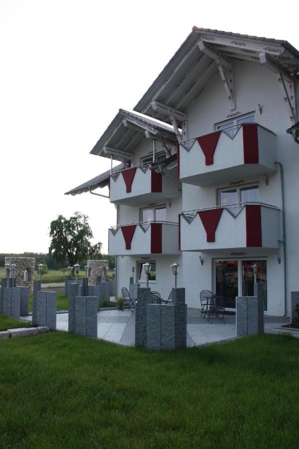 Wuestenrot Zum Kreuzritterアパートホテル エクステリア 写真